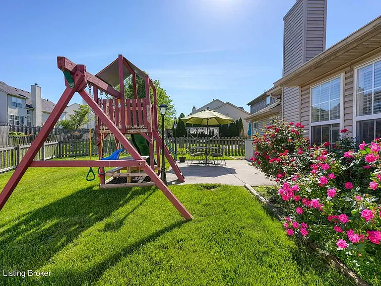 10713 Elkington Ln — Photo 18