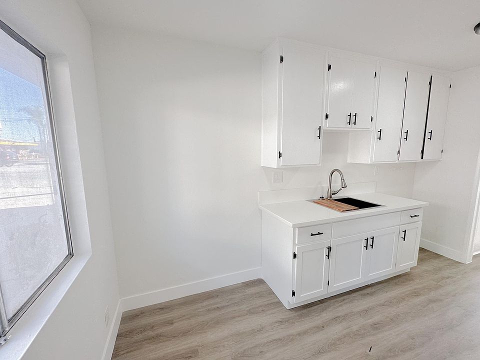 Dining area / Kitchen