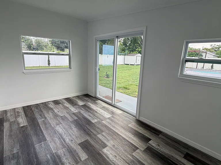 4870 Seminole Ave — Photo 30