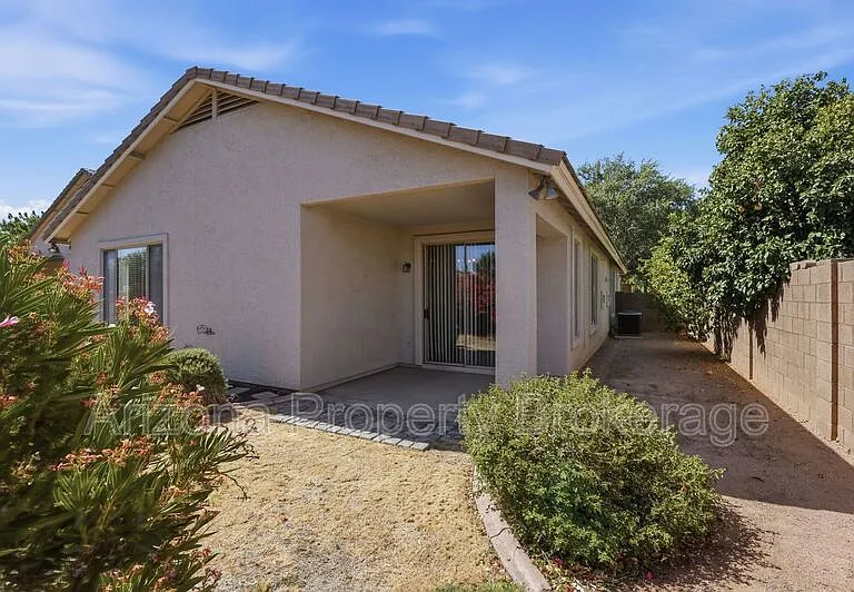 3498 E Bruce Ave — Photo 31