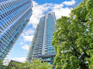5168 Yonge St #LPH101, Toronto, ON M2N0G1