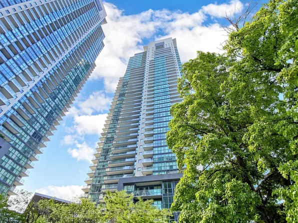 5168 Yonge St #Lph101, Toronto, ON M2N 0G1