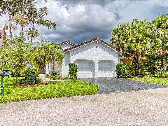 2nd image of 2156 Baton Rouge