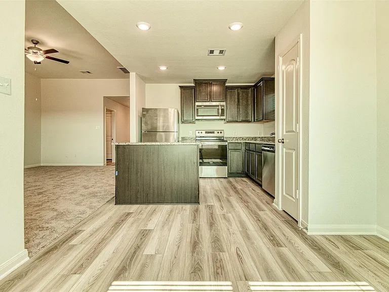 8002 Vacek Meadow Loop — Photo 12