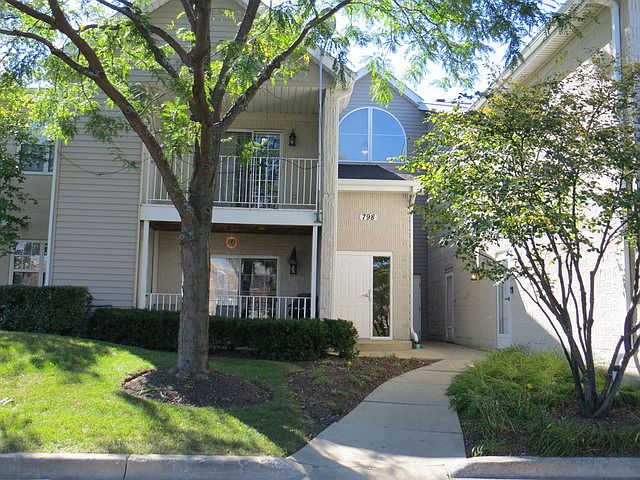 1st image of 798 N Gary Ave Unit 212