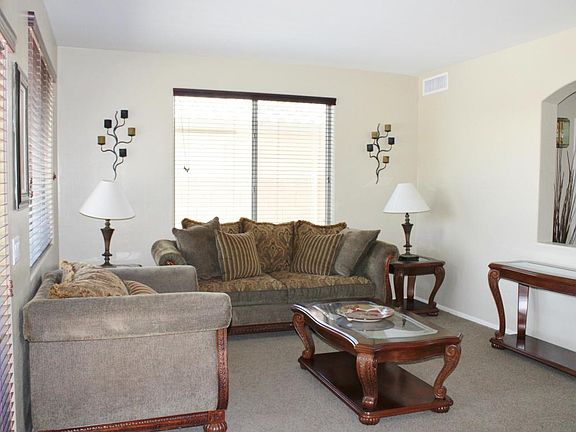 4th image of 17660 W Windrose Dr