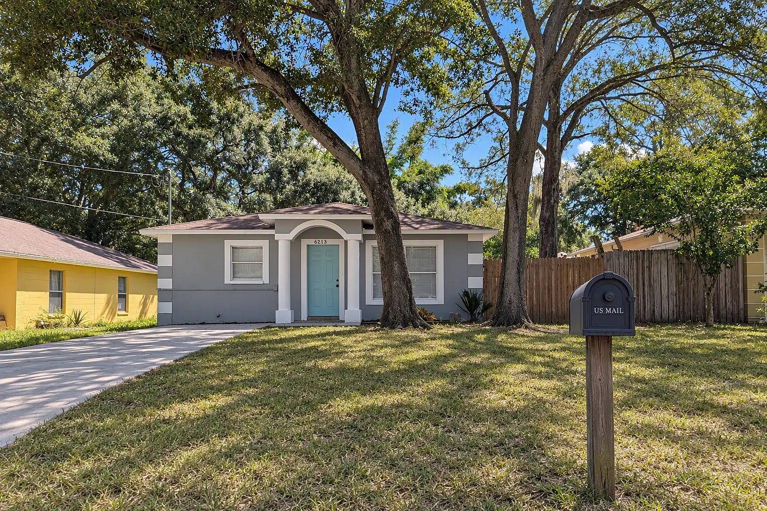 3 bed, 1200 sqft, $1,950 — Photo 1