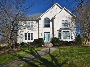 1311 Thornhill Ln, Winston Salem, NC 27106