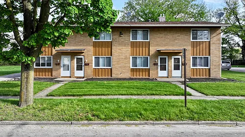 1932 Airline Ave Photo 1