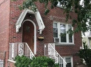 66-28 53rd Dr #2F, Maspeth, NY 11378