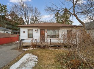 208 Essex Ave, Richmond Hill, ON