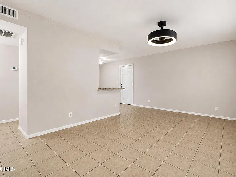 4212 W Vista Ave — Photo 9