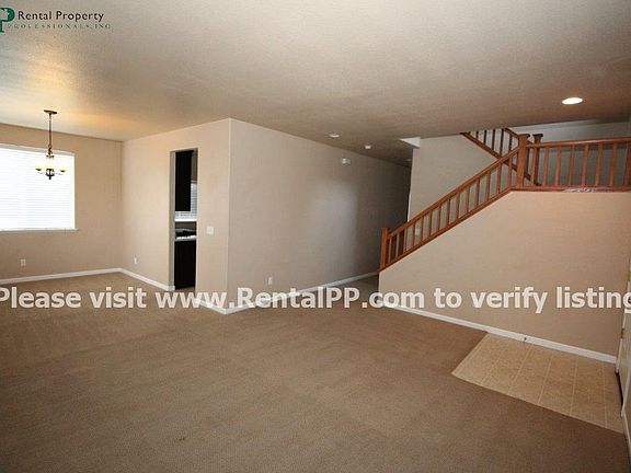 4th image of 1766 Hicks Ave