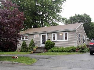 14 Hinston Rd, Woburn, MA 01801