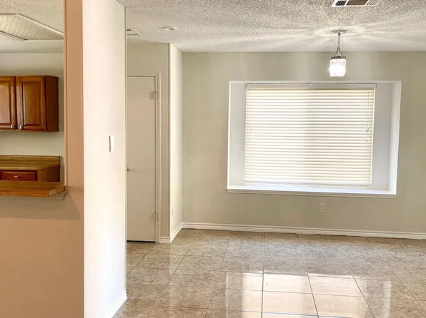 2413 Star Light Ln, Schertz, TX 78154