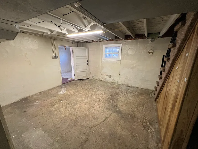 342 Crawford Ave — Photo 15