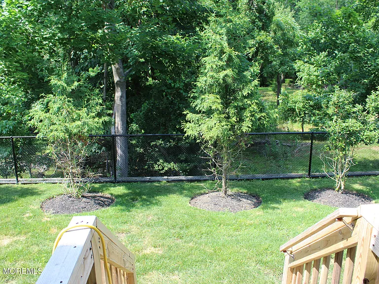139 Woolley Ct — Photo 22