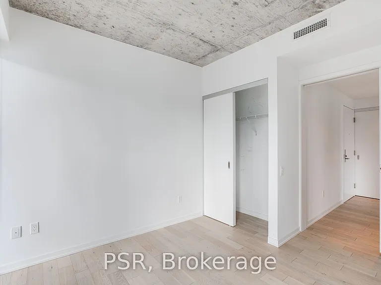 60 Colborne St #1906 — Photo 9