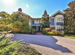 8420 Indian Hill Rd, Cincinnati, OH 45243