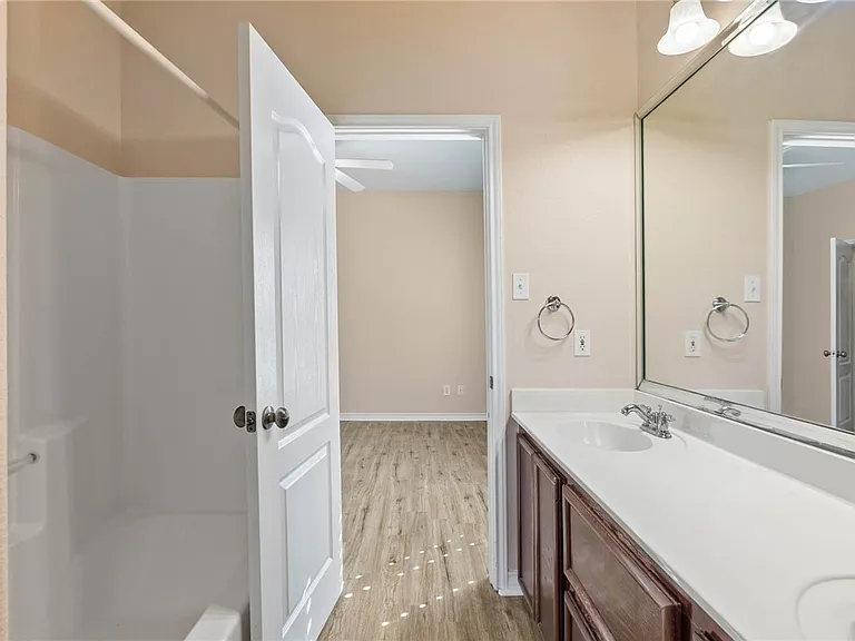 6206 Queen Jane St — Photo 17