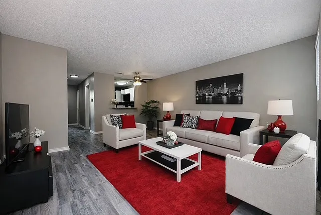 3929 Dover Dr #3929D — Photo 8