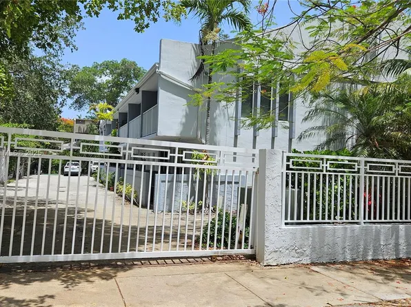 3025 Mary St APT 12, Miami, FL 33133