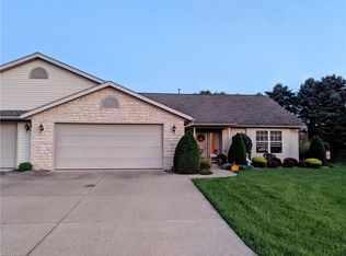1012 Meadow Dr NW, Strasburg, OH