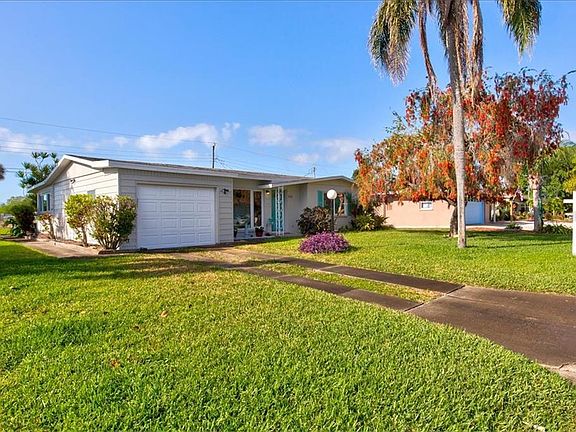 2nd image of 2501 S Radcliffe Pl