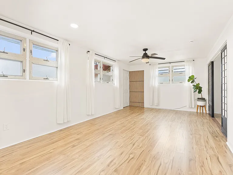 3625 Pahoa Ave — Photo 2