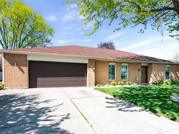 4225 Pleasanton Rd, Englewood, OH 45322