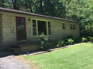 104 N Oakwood Dr, Salem, IN