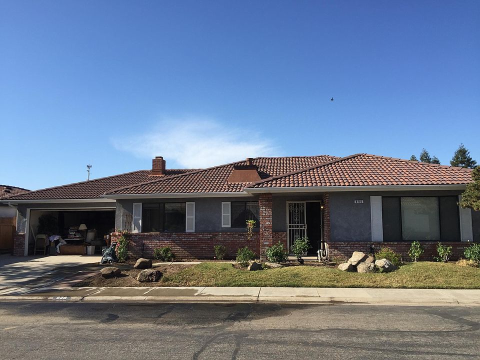 1st image of 896 E El Paso Ave
