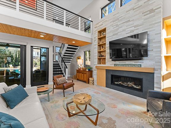 4th image of 516 Mammoth Oaks Dr