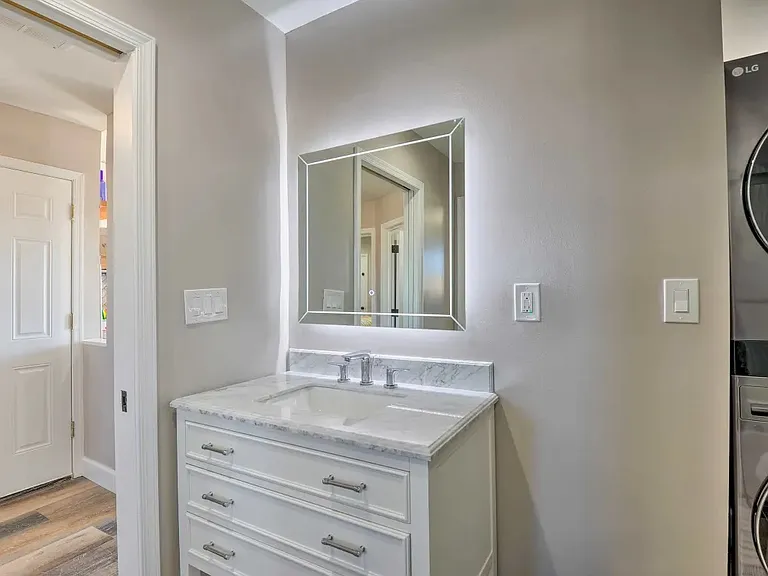 941 Brooks Ln #3 — Photo 17