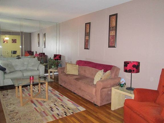 3rd image of 2555 Batchelder St APT 3K