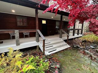 449 Cummins Hill Rd, Milford, PA 18337