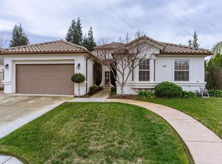 2224 Sierra Madre Ave, Clovis, CA 93611