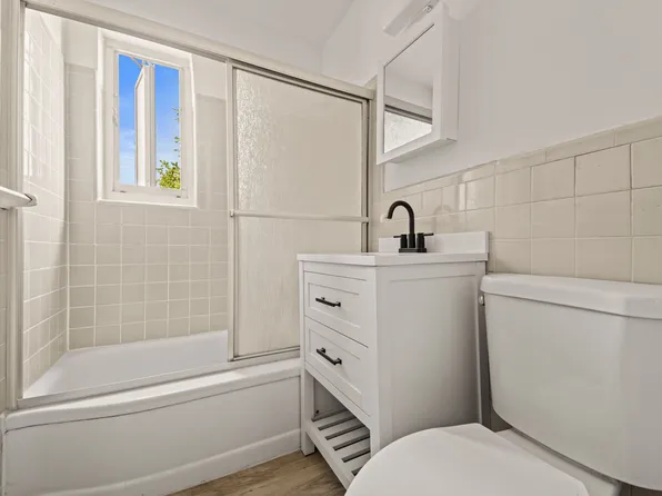 224-17 Manor Road image 13 of 16