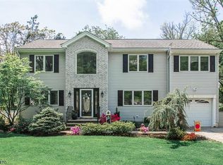 6 Nottingham Rd, Glen Rock, NJ 07452