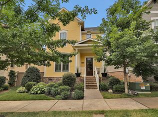 525 Sydenham Dr E, Franklin, TN 37064