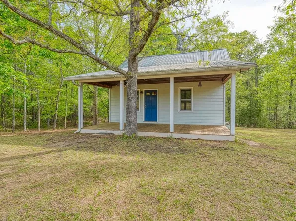 1810 Skunk Hollow Rd, Campobello, SC 29322