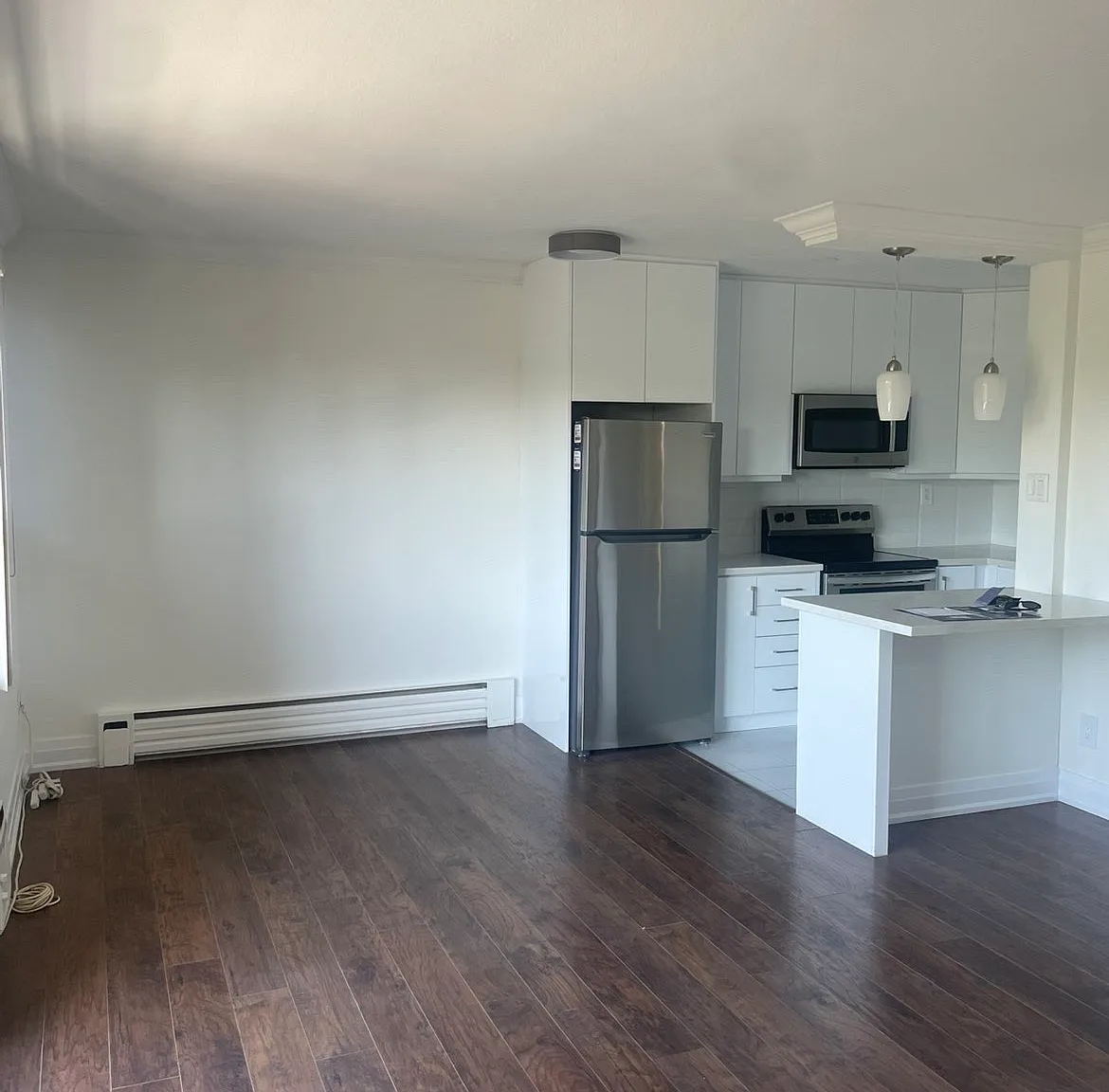 Studio, 705 sqft, $1,988 — Photo 1