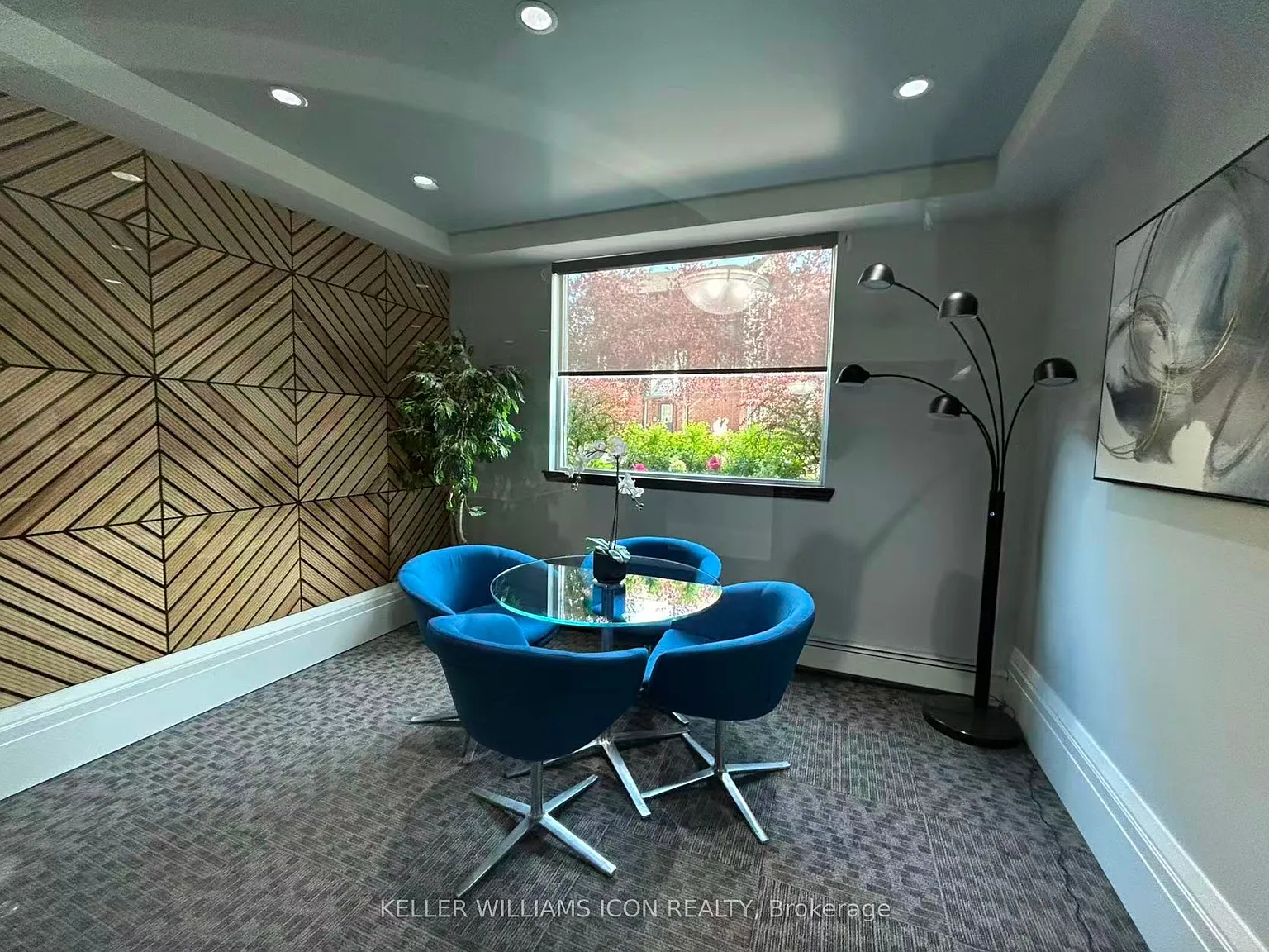 2 bed, $2,400 — Photo 3