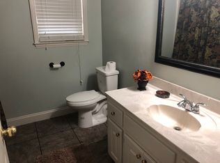 103 Hooper Hill Rd, Dallas, NC 28034