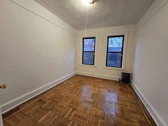 5th image of 3275 42nd St APT 1