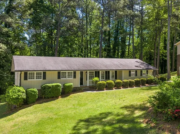 2356 Cambridge St, Snellville, GA 30078