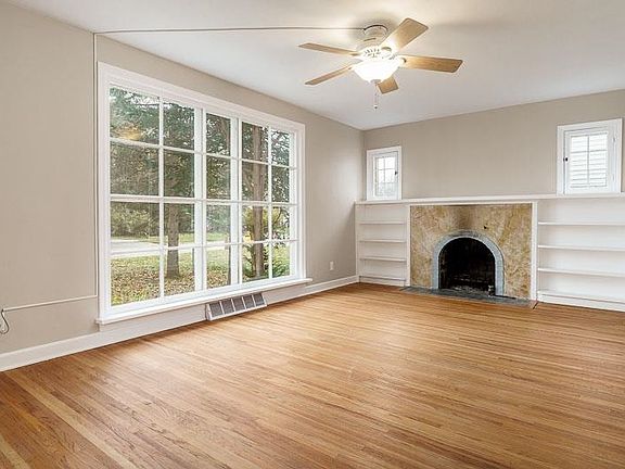 4th image of 314 Burrwood Ave