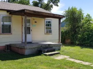 3965 E Ross Pkwy, Wichita, KS 67210