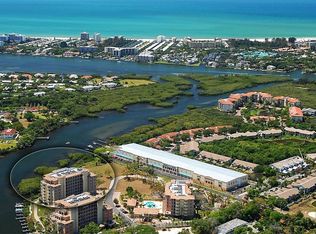 5531 Cannes Cir APT 203, Sarasota, FL 34231