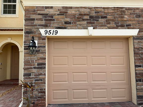 2nd image of 9519 SW Merlin Ct